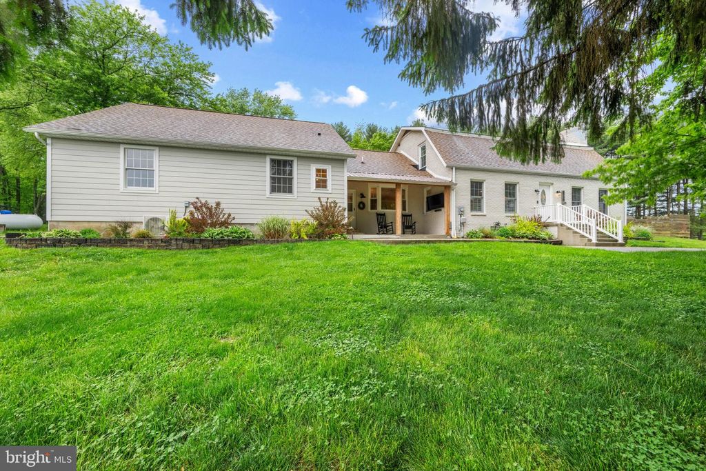 Image 13 of property listing at 8730 MAPLEVILLE, Mount Airy, MD 21771