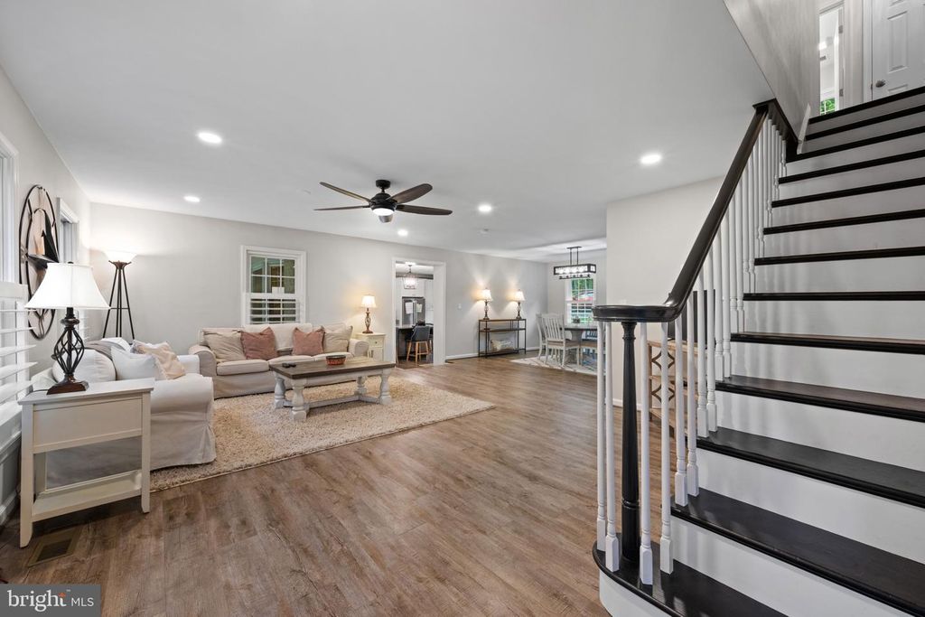Image 14 of property listing at 8730 MAPLEVILLE, Mount Airy, MD 21771