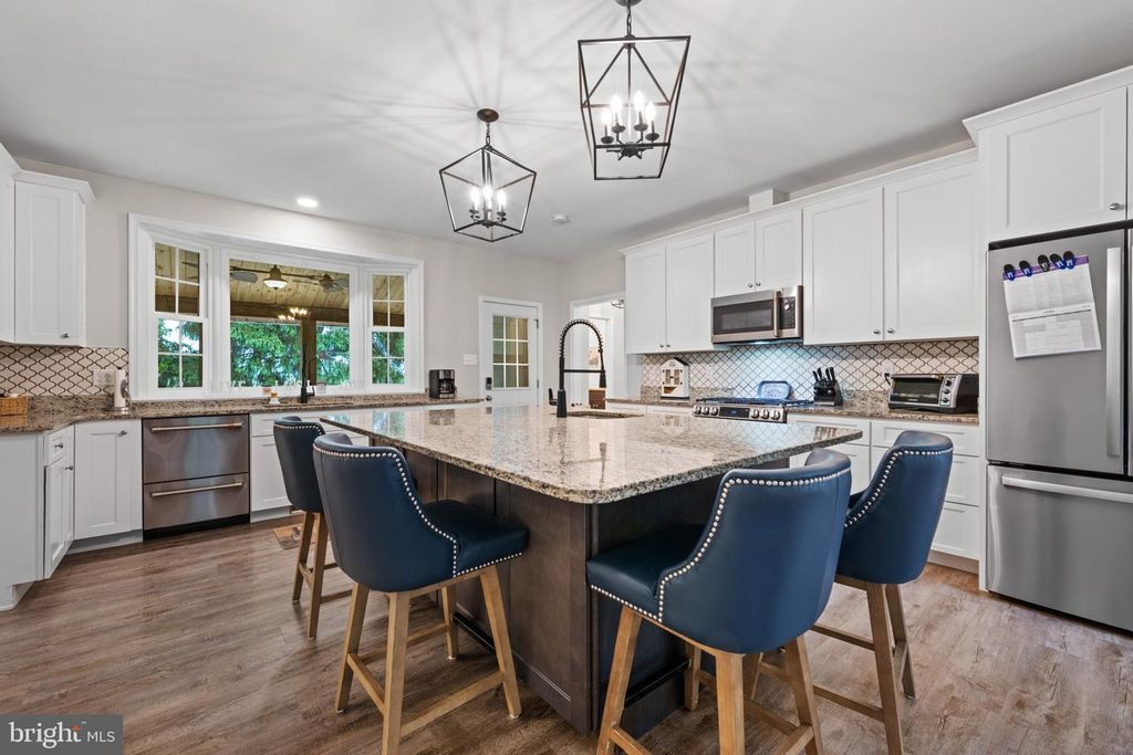 Image 21 of property listing at 8730 MAPLEVILLE, Mount Airy, MD 21771