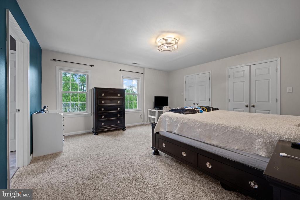 Image 38 of property listing at 8730 MAPLEVILLE, Mount Airy, MD 21771