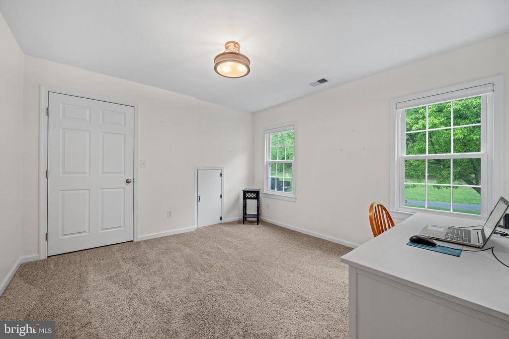 Image 43 of property listing at 8730 MAPLEVILLE, Mount Airy, MD 21771