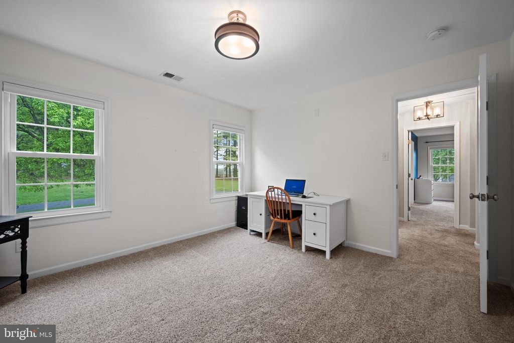 Image 44 of property listing at 8730 MAPLEVILLE, Mount Airy, MD 21771