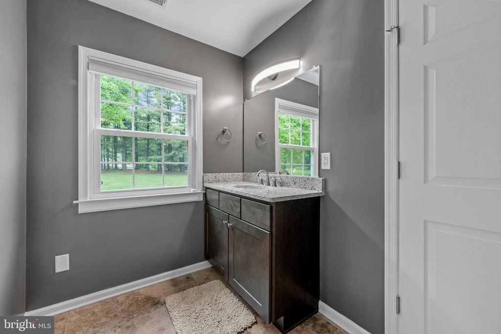 Image 47 of property listing at 8730 MAPLEVILLE, Mount Airy, MD 21771