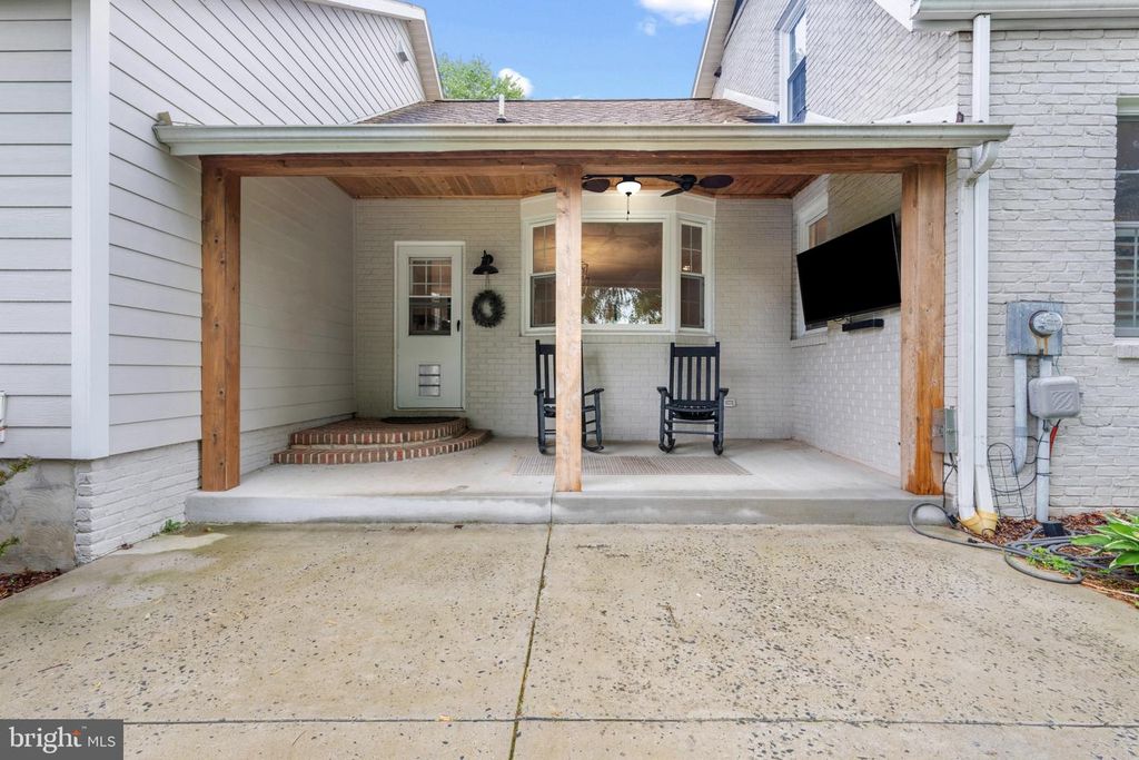 Image 57 of property listing at 8730 MAPLEVILLE, Mount Airy, MD 21771