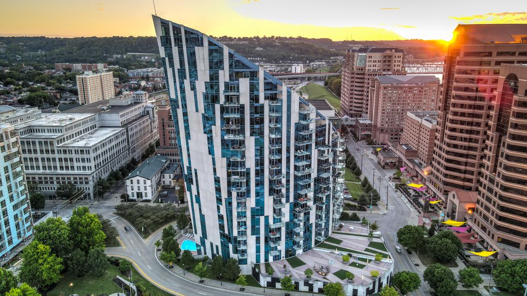 1 Roebling Way, 804, Covington, KY 41011