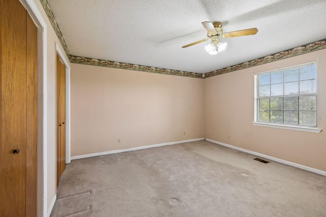 428 Dodd Road, Ringgold, GA 30736