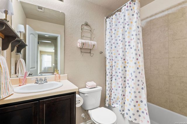 14033 Shivers Cv, San Antonio, TX 78254