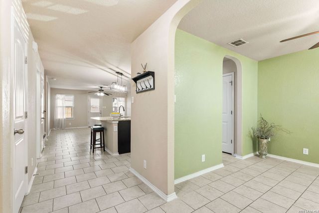 14033 Shivers Cv, San Antonio, TX 78254