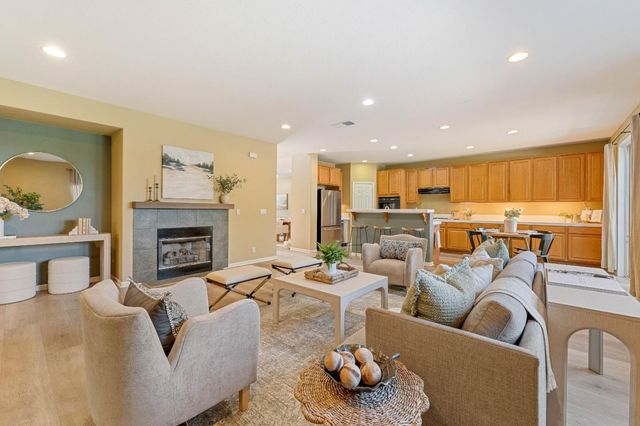 4460 Peninsula Point Drive, Seaside, CA 93955