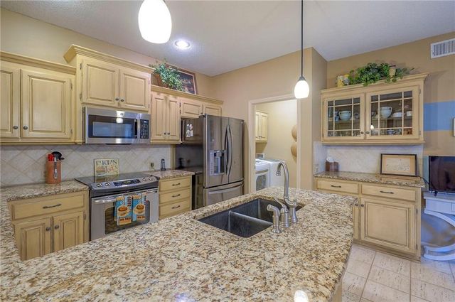 6403 W 144th Street, Overland Park, KS 66223