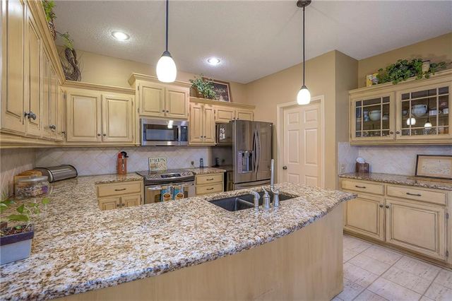 6403 W 144th Street, Overland Park, KS 66223