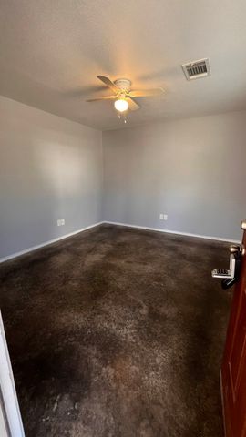 905 W Seventh Street, Bonham, TX 75418