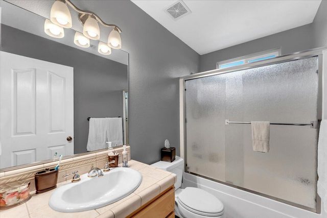 1119 River Ridge Drive, Redding, CA 96003