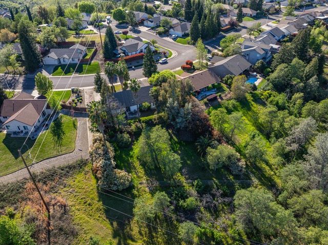 1119 River Ridge Drive, Redding, CA 96003