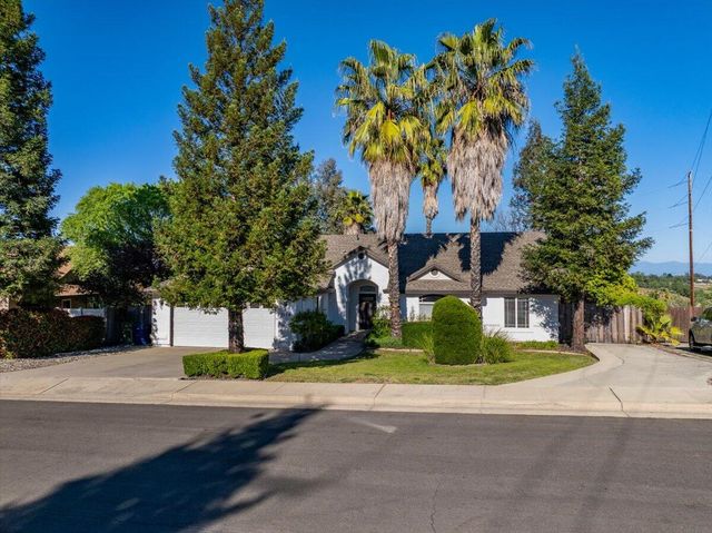 1119 River Ridge Drive, Redding, CA 96003