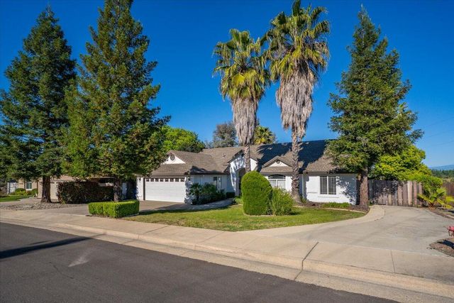 1119 River Ridge Drive, Redding, CA 96003
