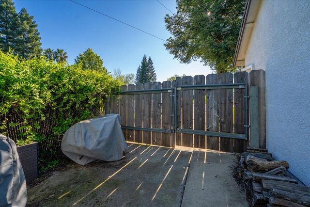 1119 River Ridge Drive, Redding, CA 96003