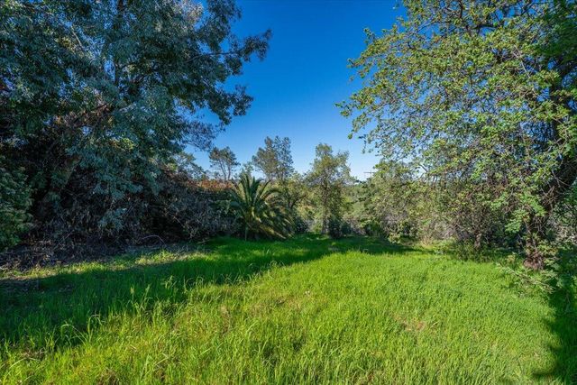 1119 River Ridge Drive, Redding, CA 96003