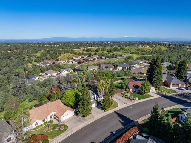 1119 River Ridge Drive, Redding, CA 96003