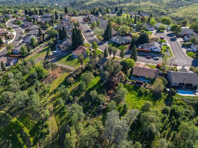 1119 River Ridge Drive, Redding, CA 96003