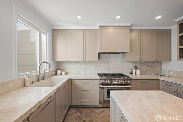 284 32nd Avenue, San Francisco, CA 94121