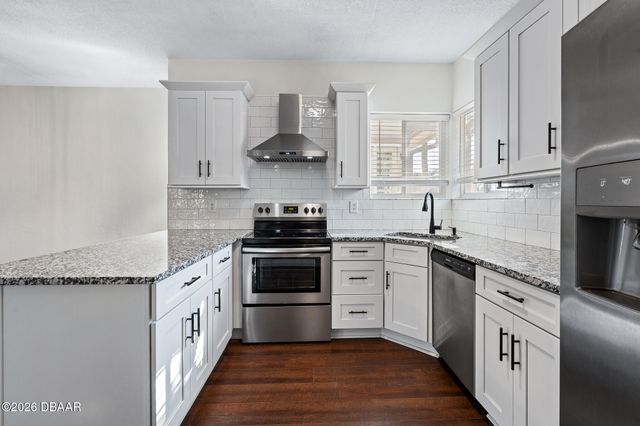 39 Magnolia Drive S, Ormond Beach, FL 32174