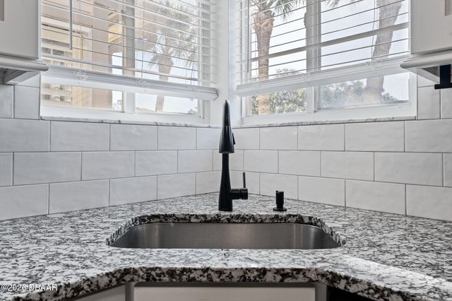 39 Magnolia Drive S, Ormond Beach, FL 32174