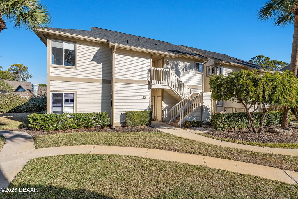 39 Magnolia Drive S, Ormond Beach, FL 32174