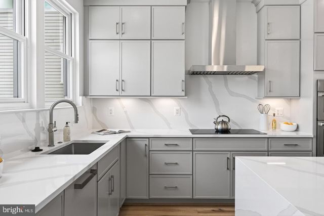 810 GIBBON ST, Alexandria, VA 22314