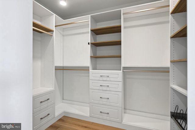 810 GIBBON ST, Alexandria, VA 22314