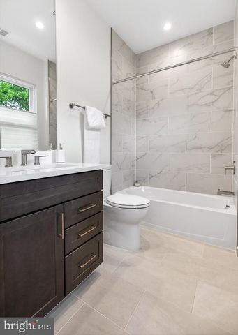 810 GIBBON ST, Alexandria, VA 22314