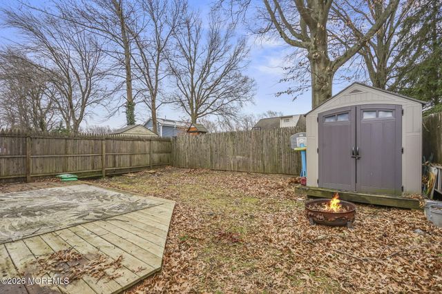 72 Fieldcrest Way, Hazlet, NJ 07730