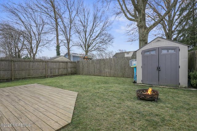 72 Fieldcrest Way, Hazlet, NJ 07730