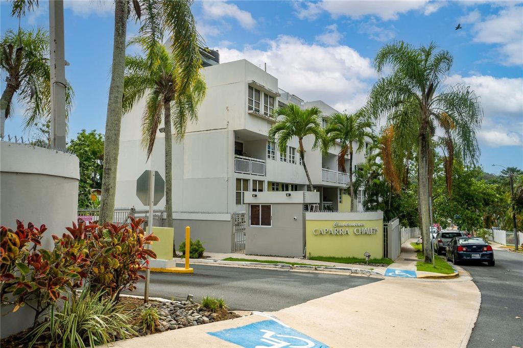 Cond Caparra Chalets 8 2A1, Guaynabo, PR 00966