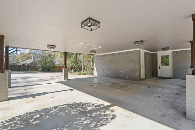 11085 Jake Pearson Road, Conroe, TX 77304