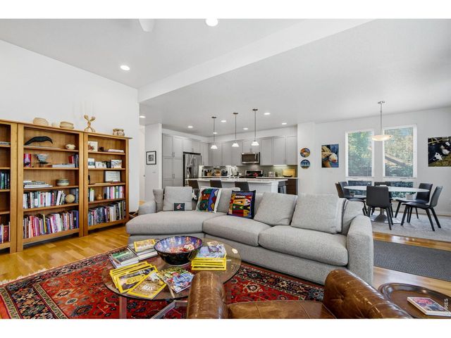 340 McConnell Dr, Lyons, CO 80540