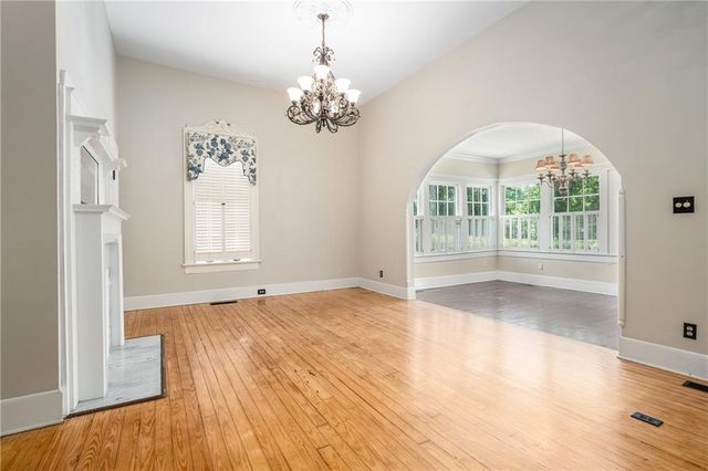 531 Thomaston Street, Barnesville, GA 30204