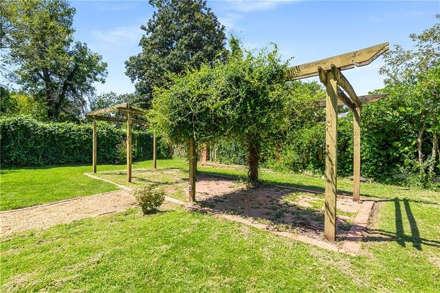 531 Thomaston Street, Barnesville, GA 30204