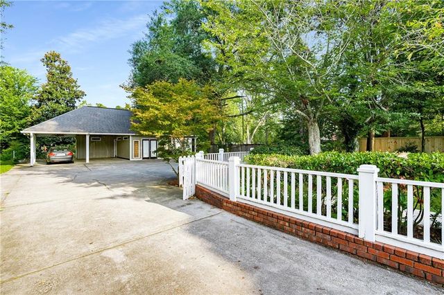 531 Thomaston Street, Barnesville, GA 30204