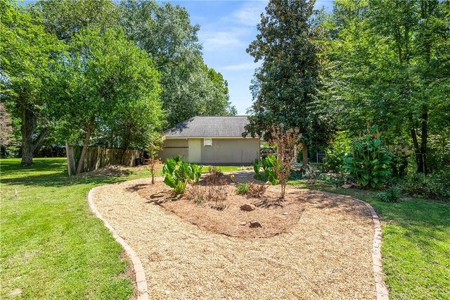 531 Thomaston Street, Barnesville, GA 30204