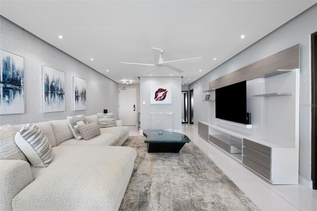 5575 AVENIDA ISLA VERDE 903, Carolina, PR 00979