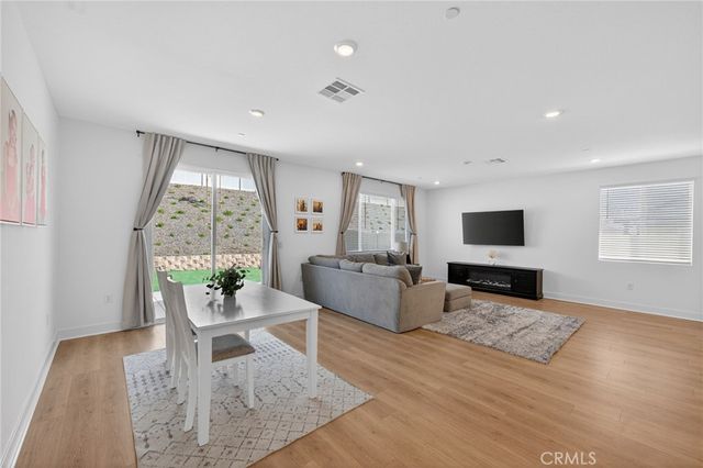 33134 Celadon Avenue, Winchester, CA 92596