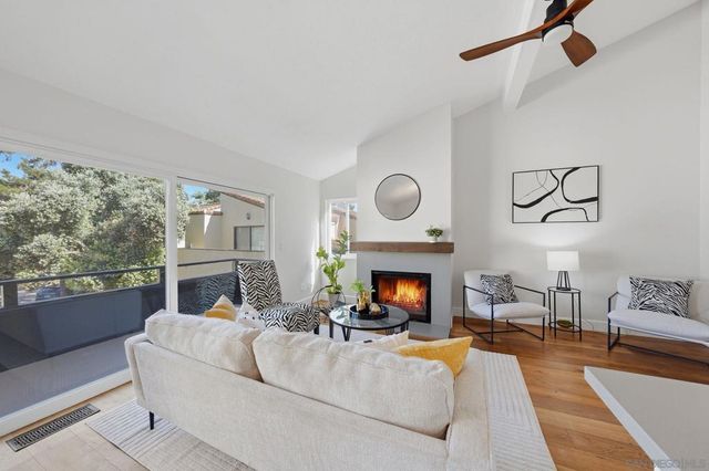 2676 Illion, San Diego, CA 92110