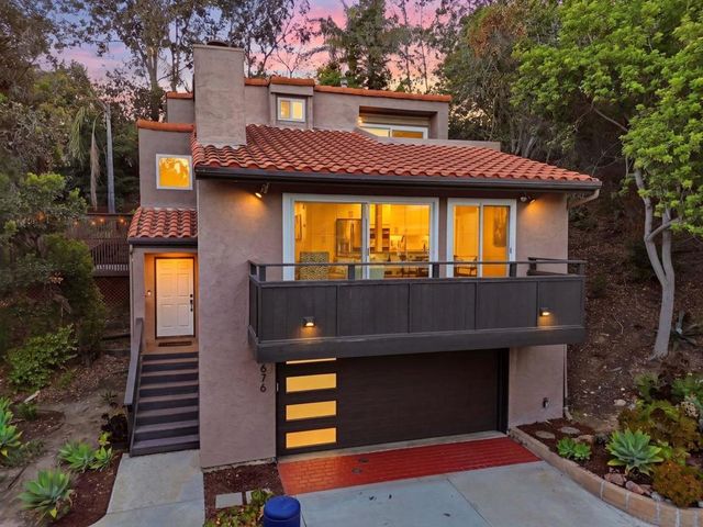 2676 Illion, San Diego, CA 92110