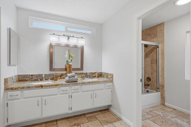 2676 Illion, San Diego, CA 92110