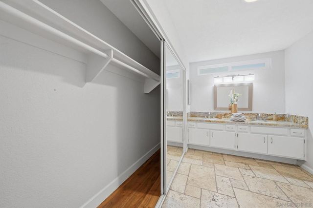 2676 Illion, San Diego, CA 92110