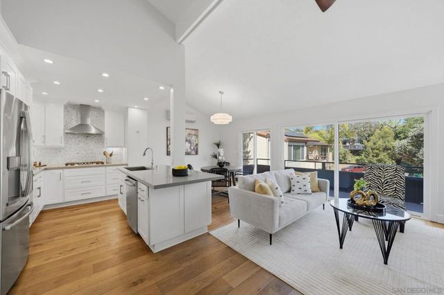 2676 Illion, San Diego, CA 92110