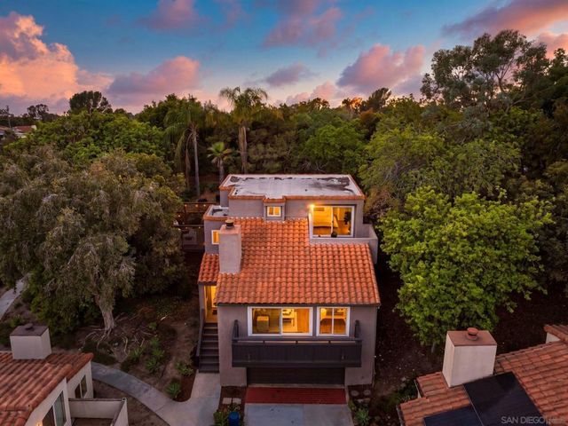 2676 Illion, San Diego, CA 92110