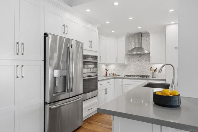 2676 Illion, San Diego, CA 92110