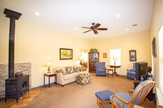 40411 Bosque Rd, Hempstead, TX 77445
